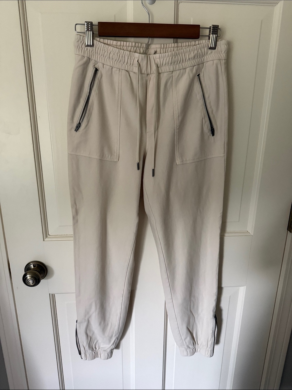 Athleta Cream Drawstring Jogger Pants